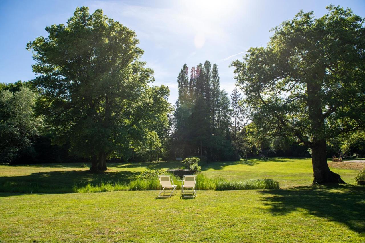 Bed and Breakfast Moulin De Vilgris Clairefontaine-en-Yvelines Экстерьер фото