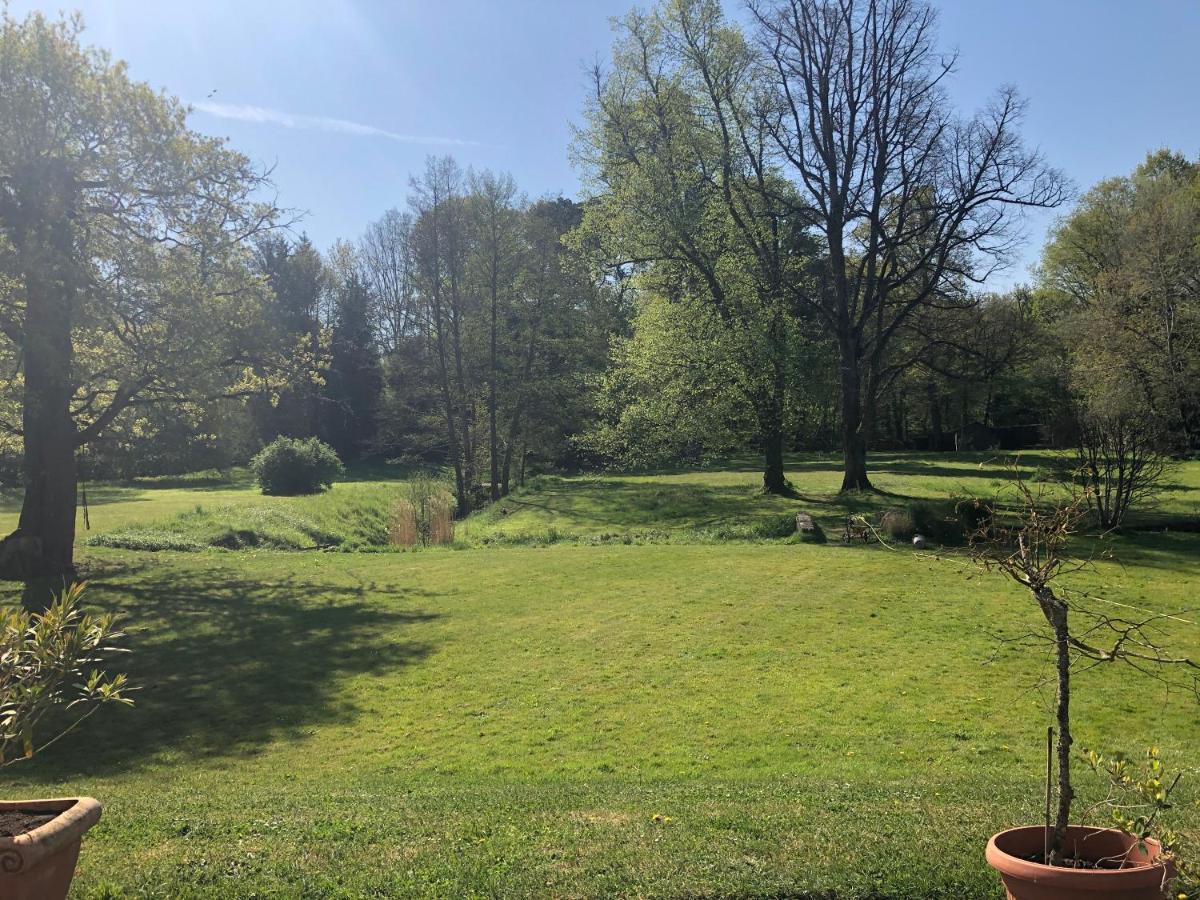 Bed and Breakfast Moulin De Vilgris Clairefontaine-en-Yvelines Экстерьер фото